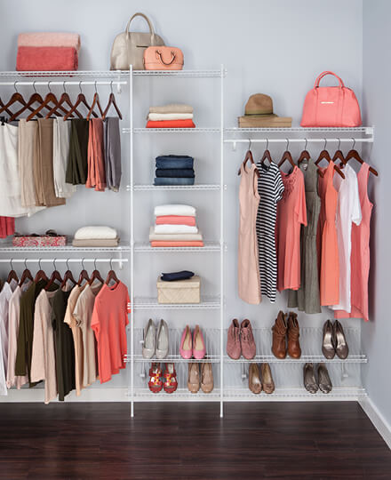 Wire Shelving in Bedroom Closet
